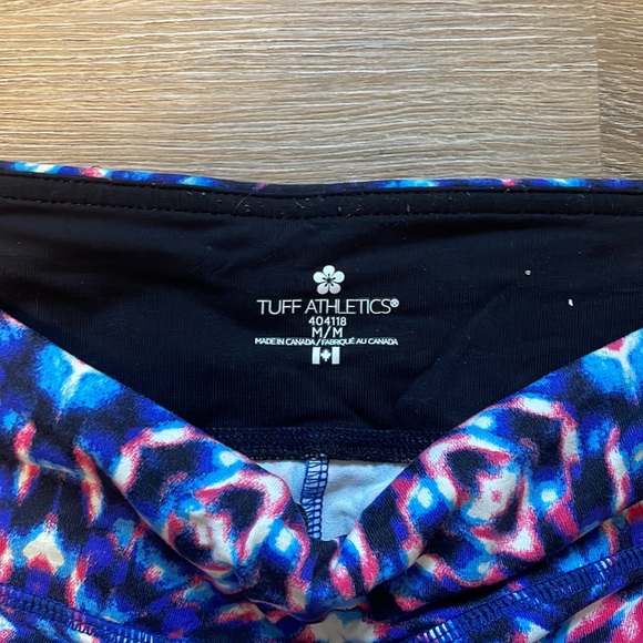Psychedelic Cropped Tuff Athletics Leggings - Picture 2 of 3